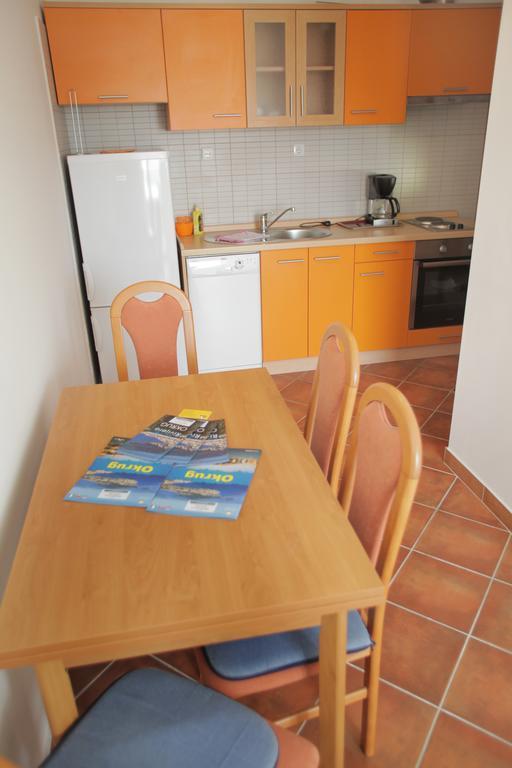 Apartment Horizont Трогір Екстер'єр фото
