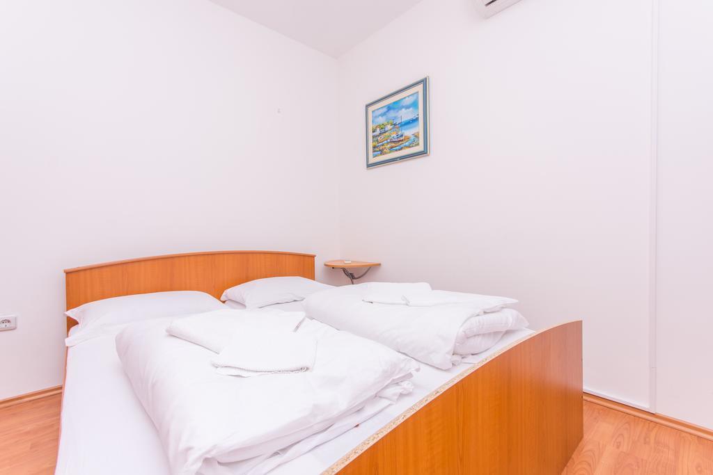 Apartment Horizont Трогір Екстер'єр фото
