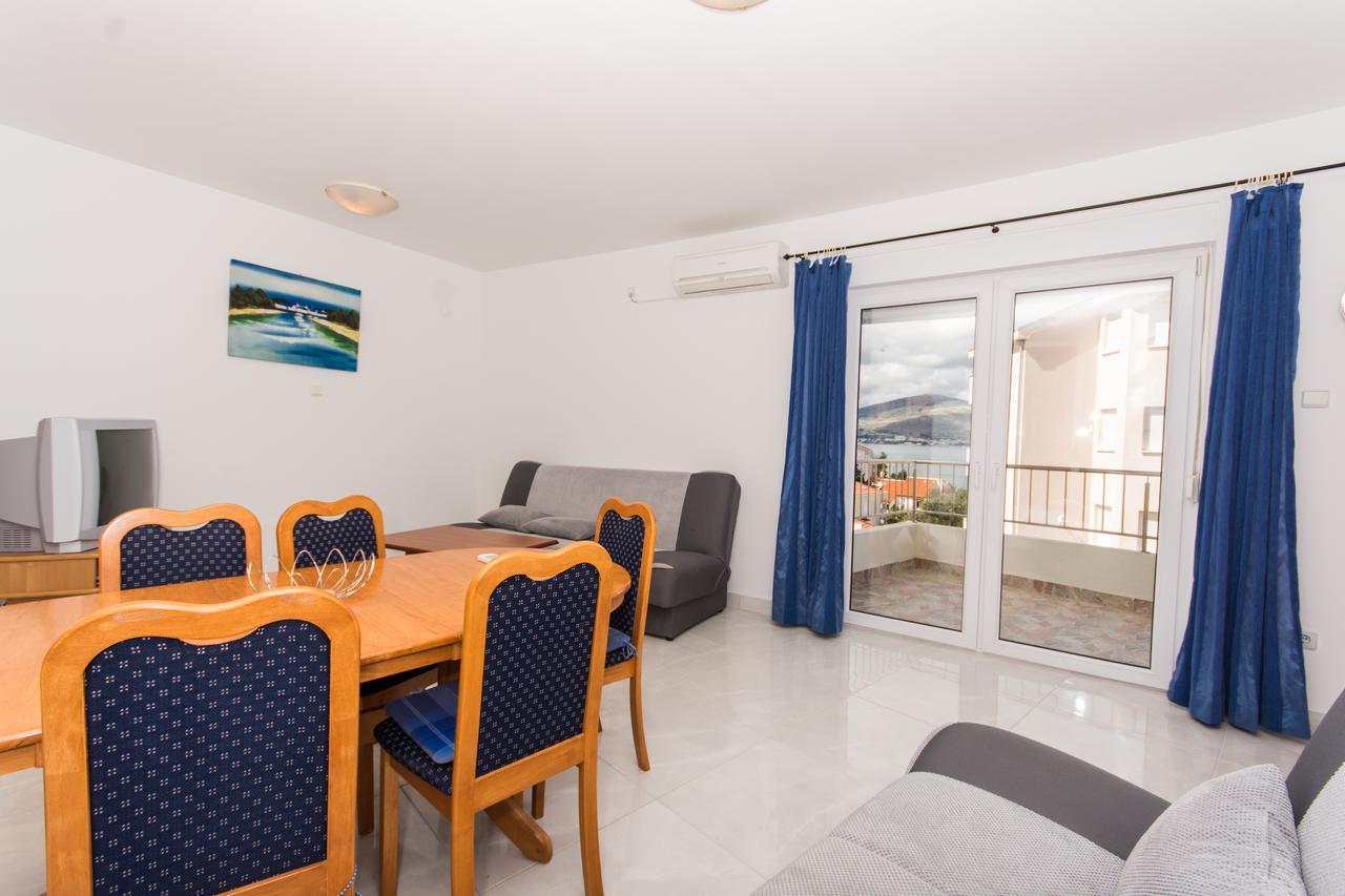 Apartment Horizont Трогір Екстер'єр фото