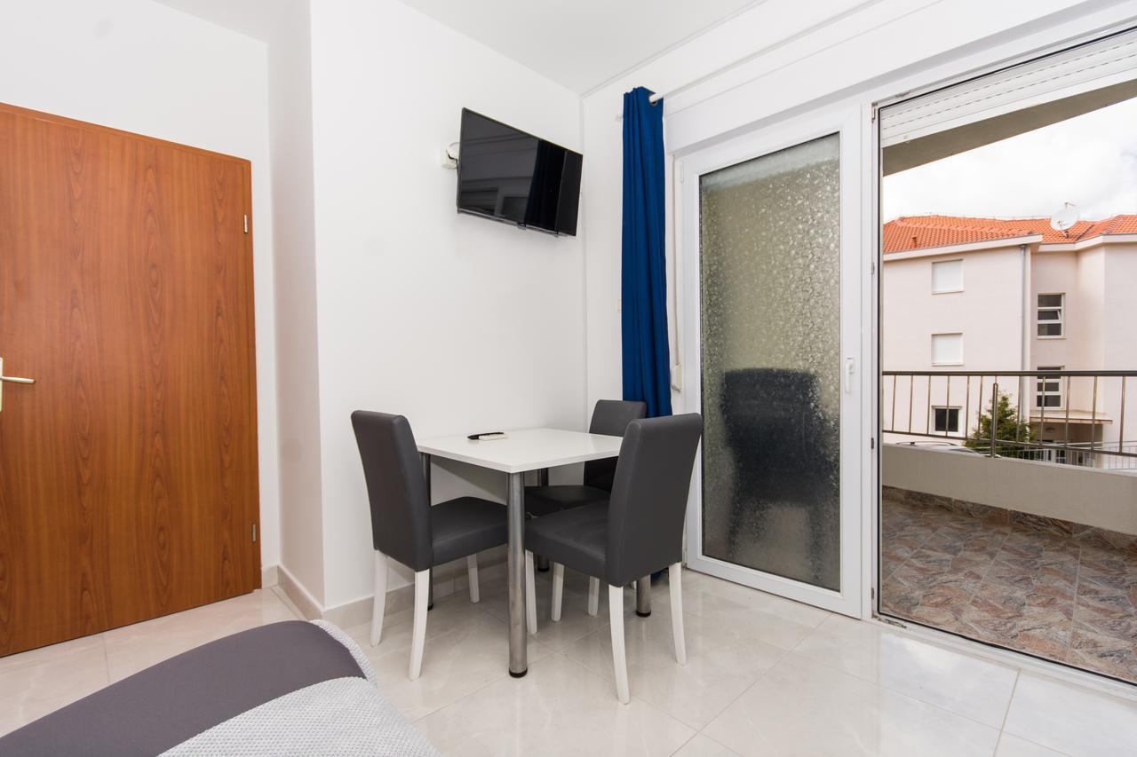 Apartment Horizont Трогір Екстер'єр фото